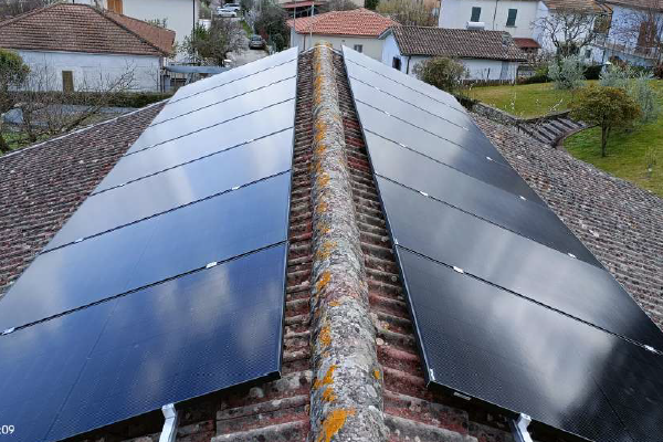 Impianto fotovoltaico 6 kWp - batteria 10 kWh