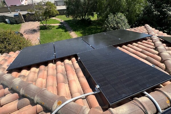 Impianto Fotovoltaico 6 kwp con batteria 10 kwh, pompa di calore 15  kw