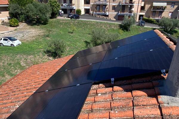 Impianto Fotovoltaico 6kwp e batteria accumulo 10kwh