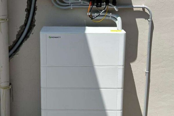 Impianto fotovoltaico da 6 kWp con batteria 10 kWh