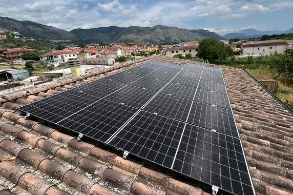 Impianto Fotovoltaico 6 kWp con batteria accumulo 10 kWh